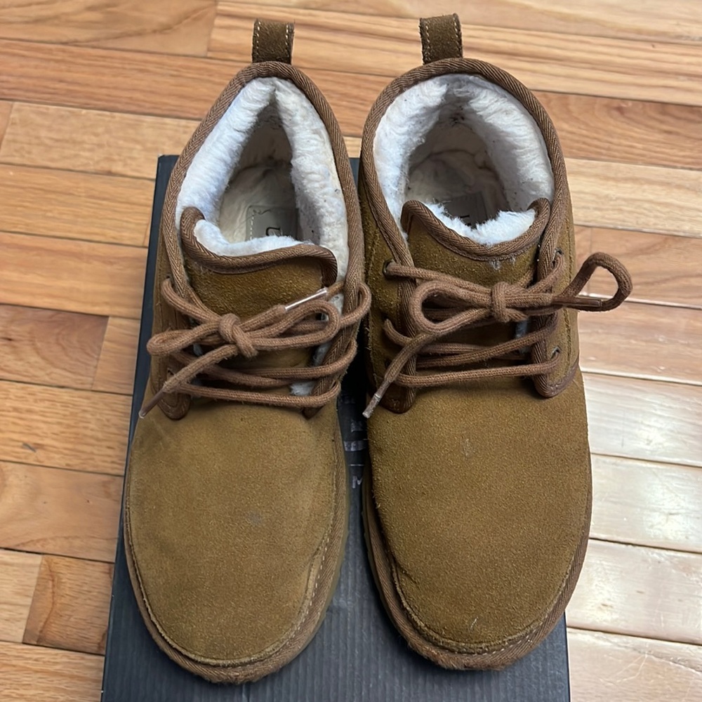 Men Ugg boots size 9